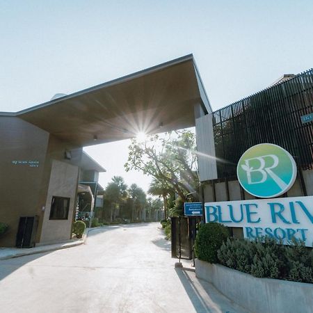 Blue River Resort Phitsanulok Extérieur photo
