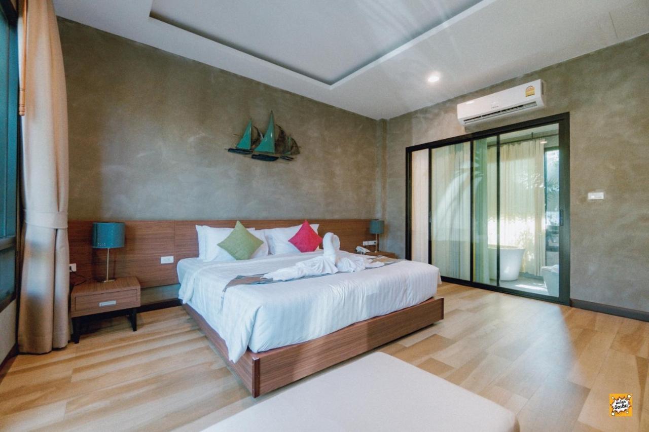 Blue River Resort Phitsanulok Extérieur photo