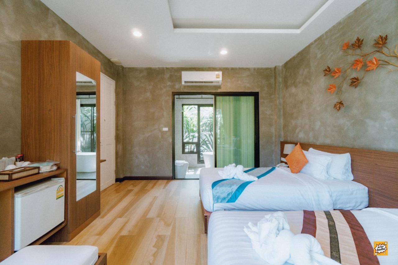 Blue River Resort Phitsanulok Extérieur photo