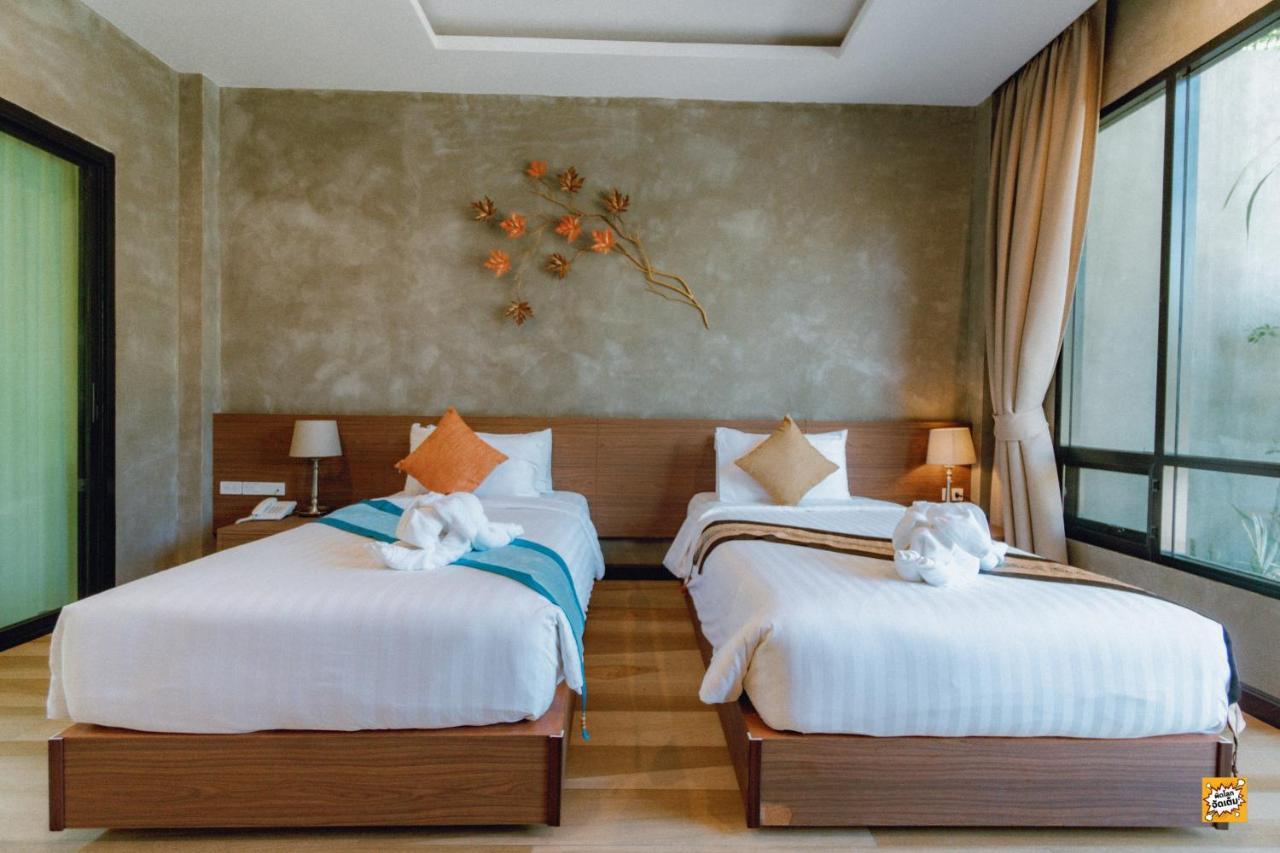Blue River Resort Phitsanulok Extérieur photo