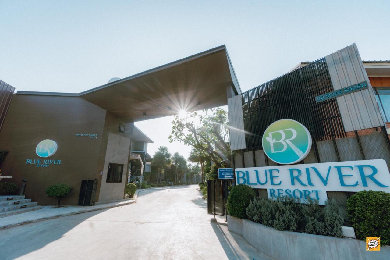 Blue River Resort Phitsanulok Extérieur photo