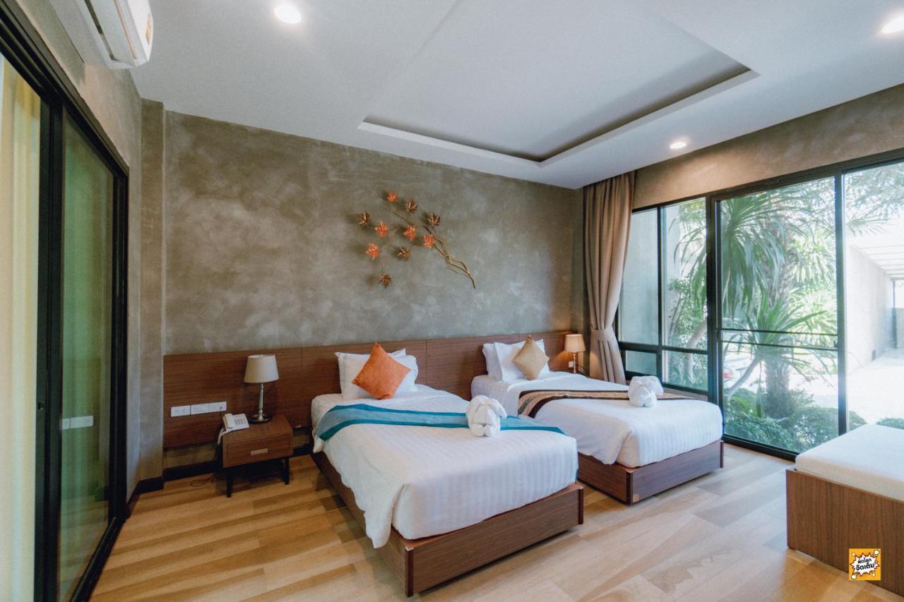 Blue River Resort Phitsanulok Extérieur photo